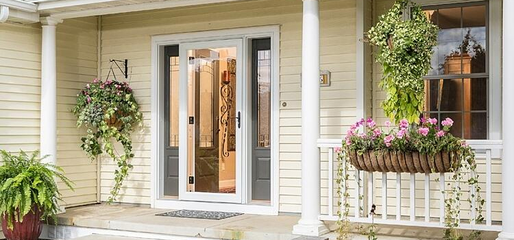 screen door installation in University of California Davis