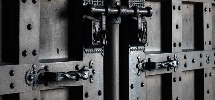 steel entry door repair in University of California Davis